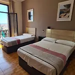 Hostal Miami