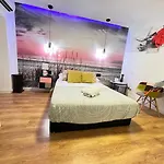 Rooms - Capital