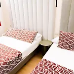 Hostal Juliette-Gran Via