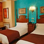 Hostal Victoria II