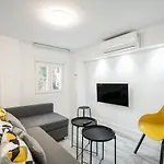 Beautiful Family Flat In Residential Area - Noblejas