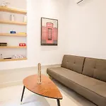 Valverde 19, Esc Interior 3º Izq