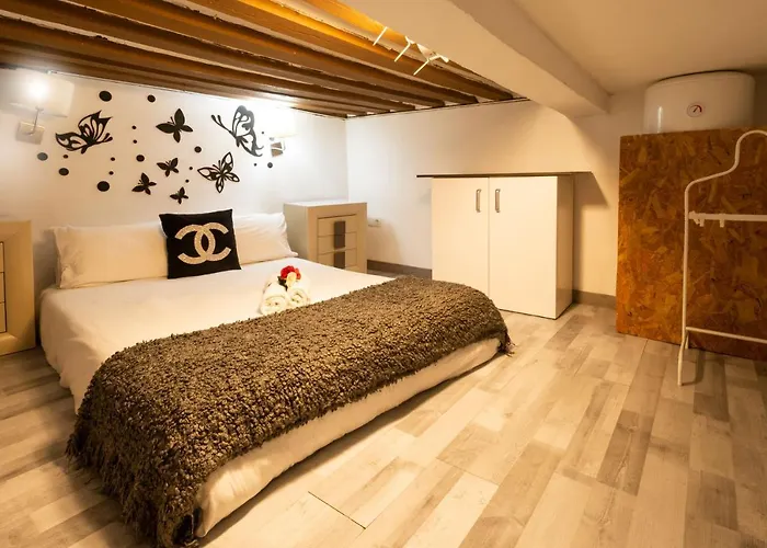 Apartamentos Day Madrid VALLE Centro Gran Via Sol Malasaña