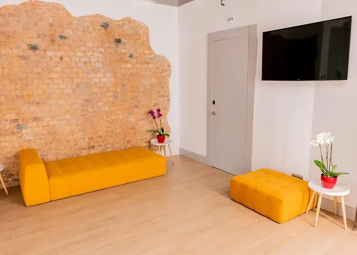 Hostal Juliette-Gran Via