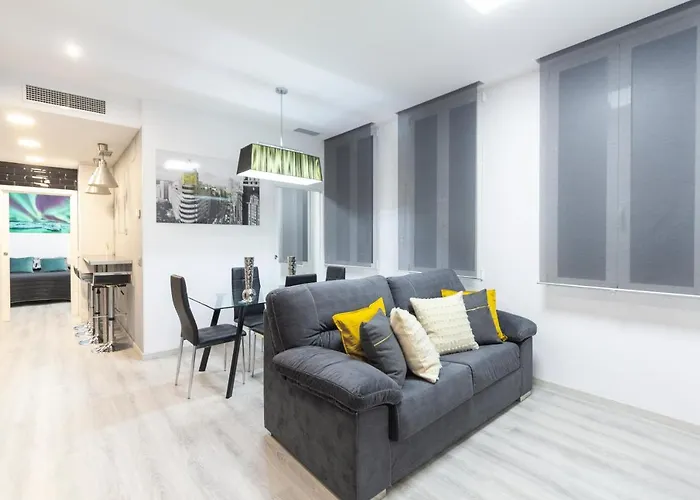 Prado Apartment by Rentalis