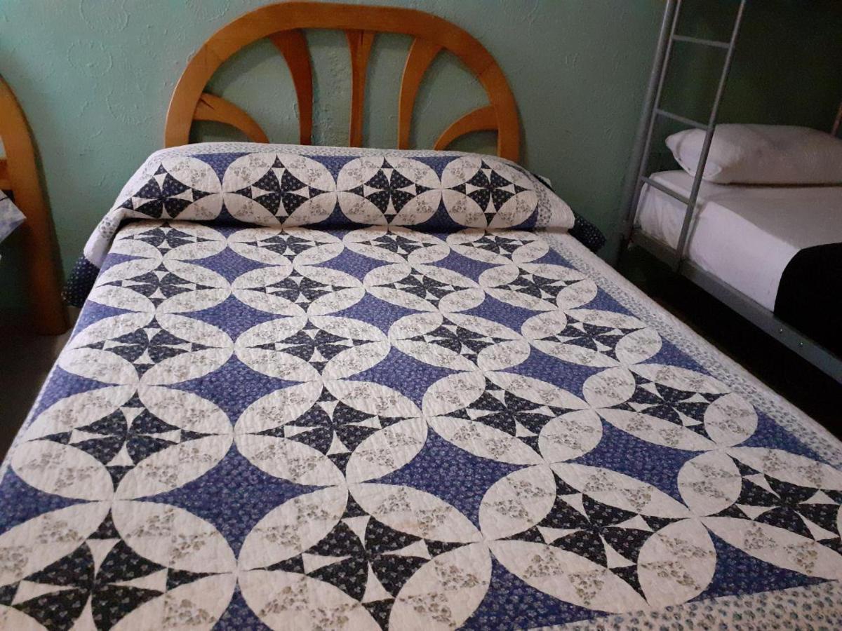 Arvin Hostal Pensión
