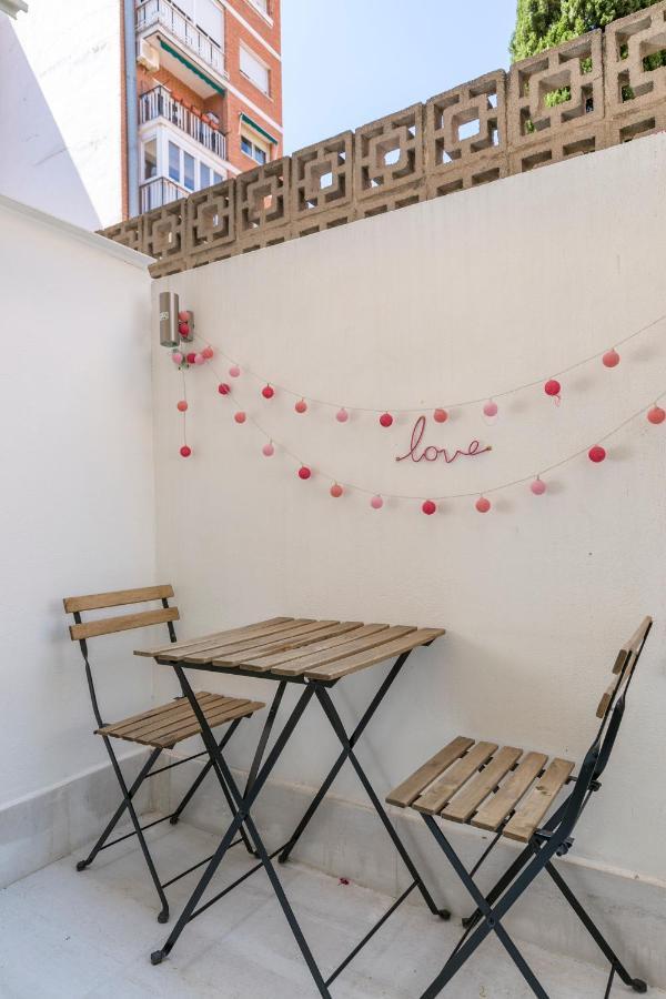 Homeabout Diego De Leon Ii Apartment