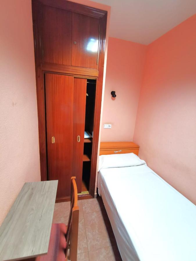 Casa De Huespedes La Asturiana Pensión