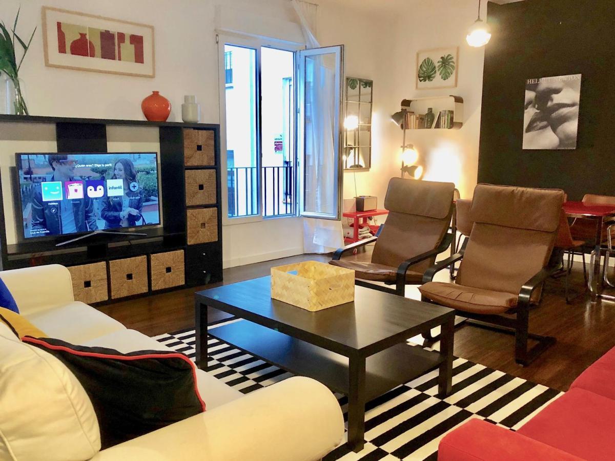 Smart Plaza De Las Cortes Apartamento