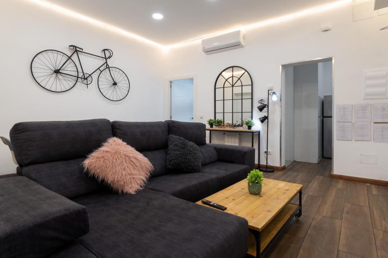 Vip Cervantes, By Monaro***** Apartment Madrid