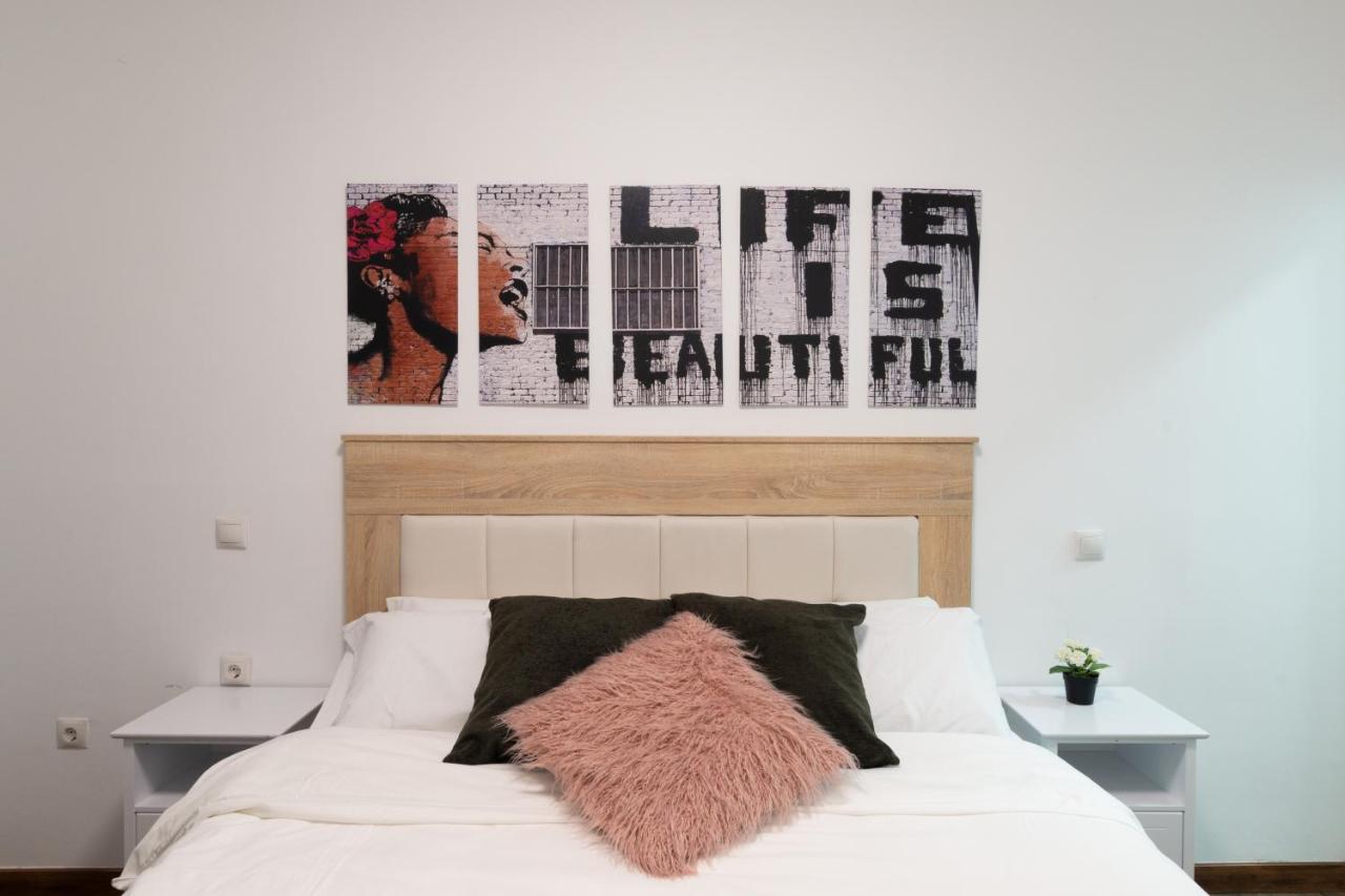 Vip Cervantes, By Monaro***** Apartment *