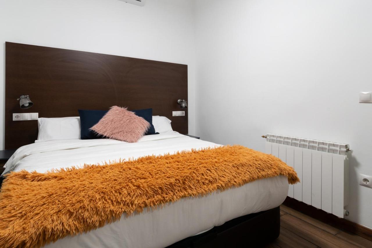 Vip Cervantes, By Monaro***** Apartment