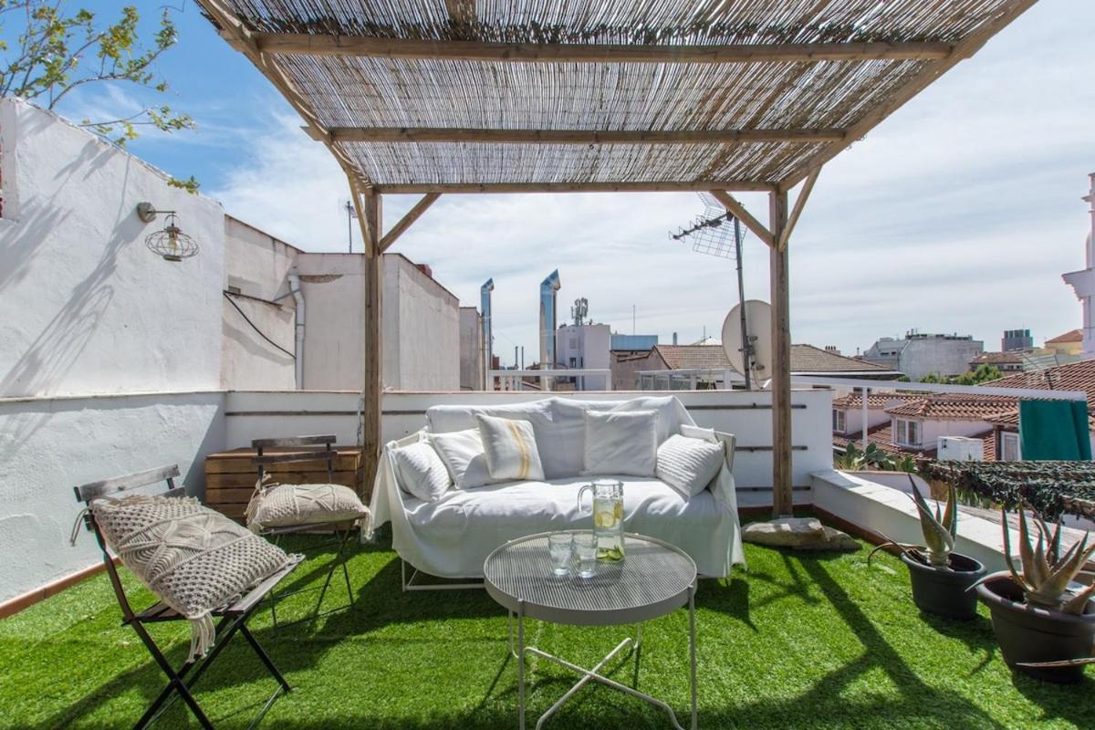 Apartamento Amazinn Places Atico Plaza Santa Ana