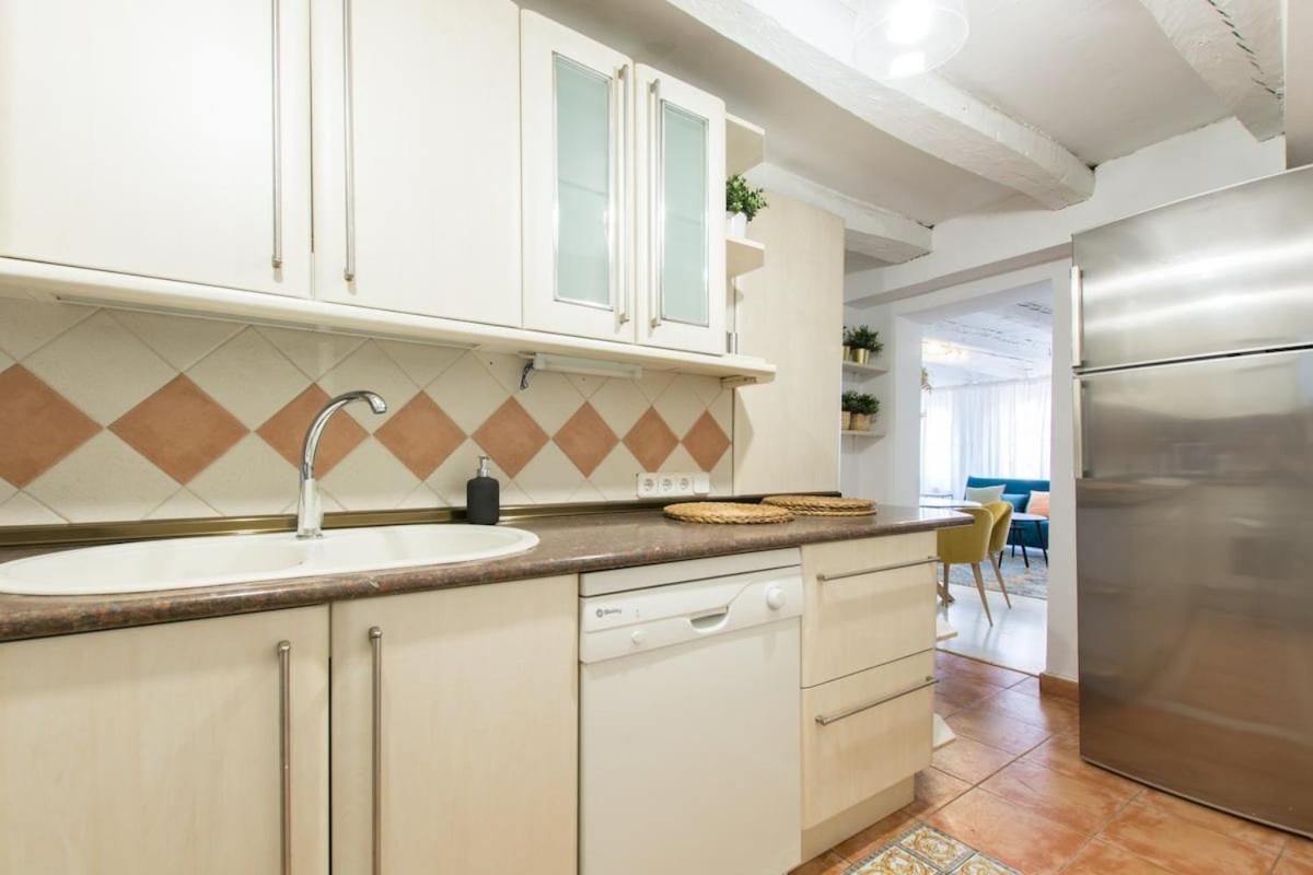 Apartamento Amazinn Places Atico Plaza Santa Ana *