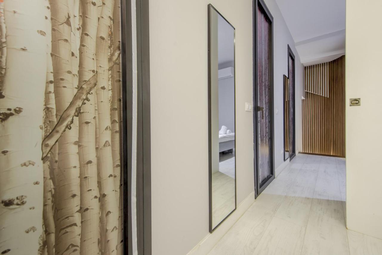 Apartamento Apt Con Estilo - 5p En Zona Tirso/centro De *
