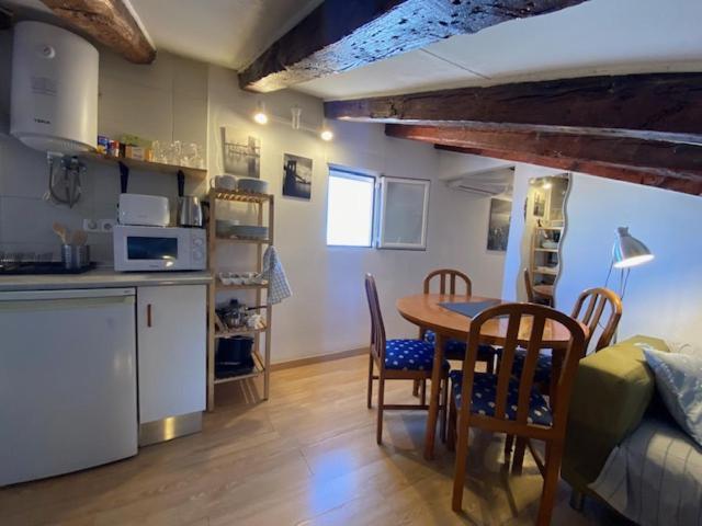 Calle Embajadores - Apart 4 Pax Pza Cascorro Apartamento *