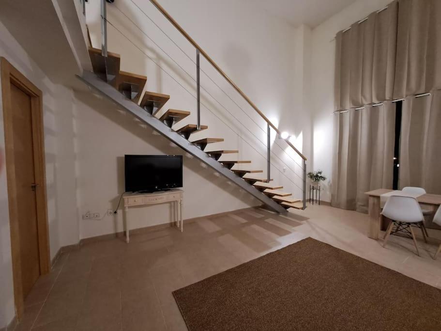 Apartamento Acogedor Loftcon Garaje A 10min Del Aeropuerto E Ifema Madrid