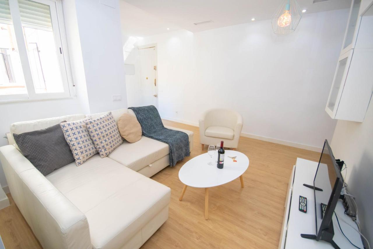 Apartamento For Your Bonito Y Amplio Temporal En Barrio Salamanca - Clc43 *