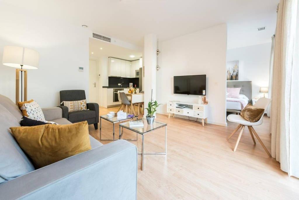 Apartamento Chamberi Con Jardin B By Regalatemadrid Com Madrid