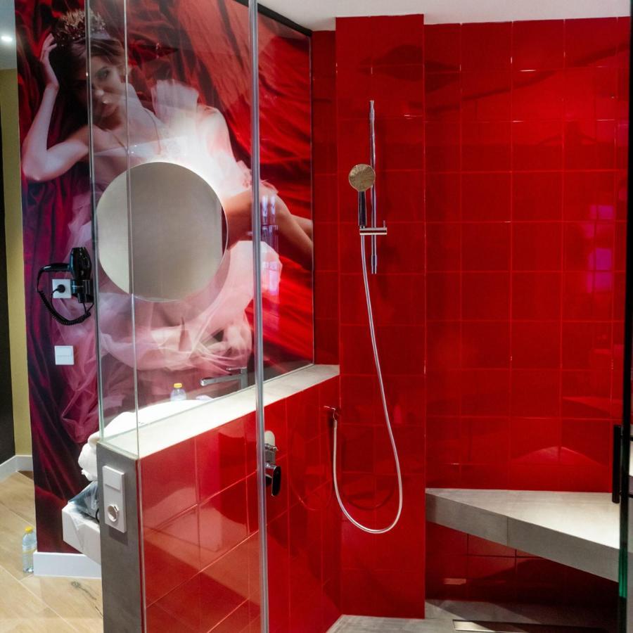 Hotel del amor Avenue - Lovely Madrid