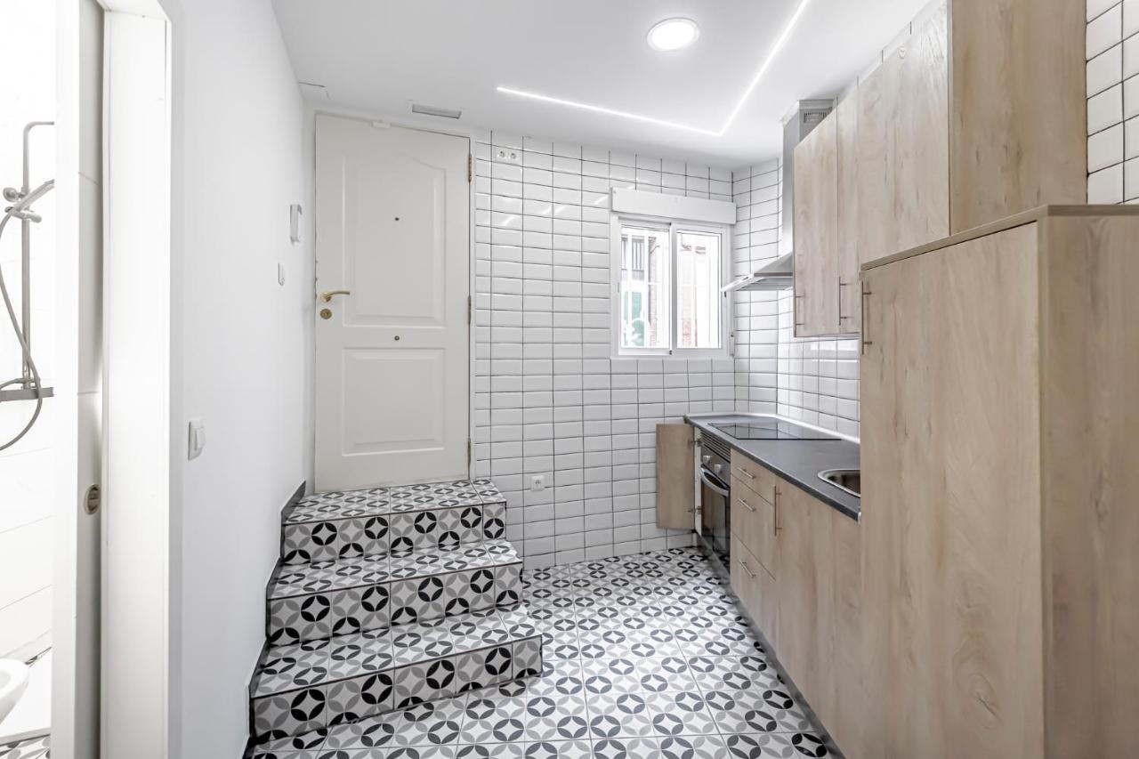 Apartamento Jap Rita Luna Madrid
