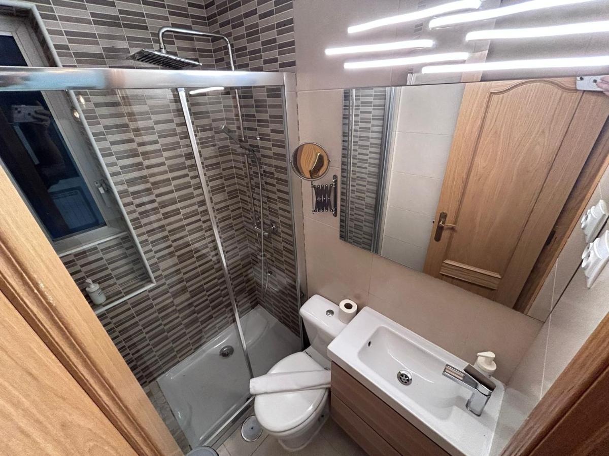 Apartamento Quiet Flat In Interior Floor Atocha-de23 Madrid