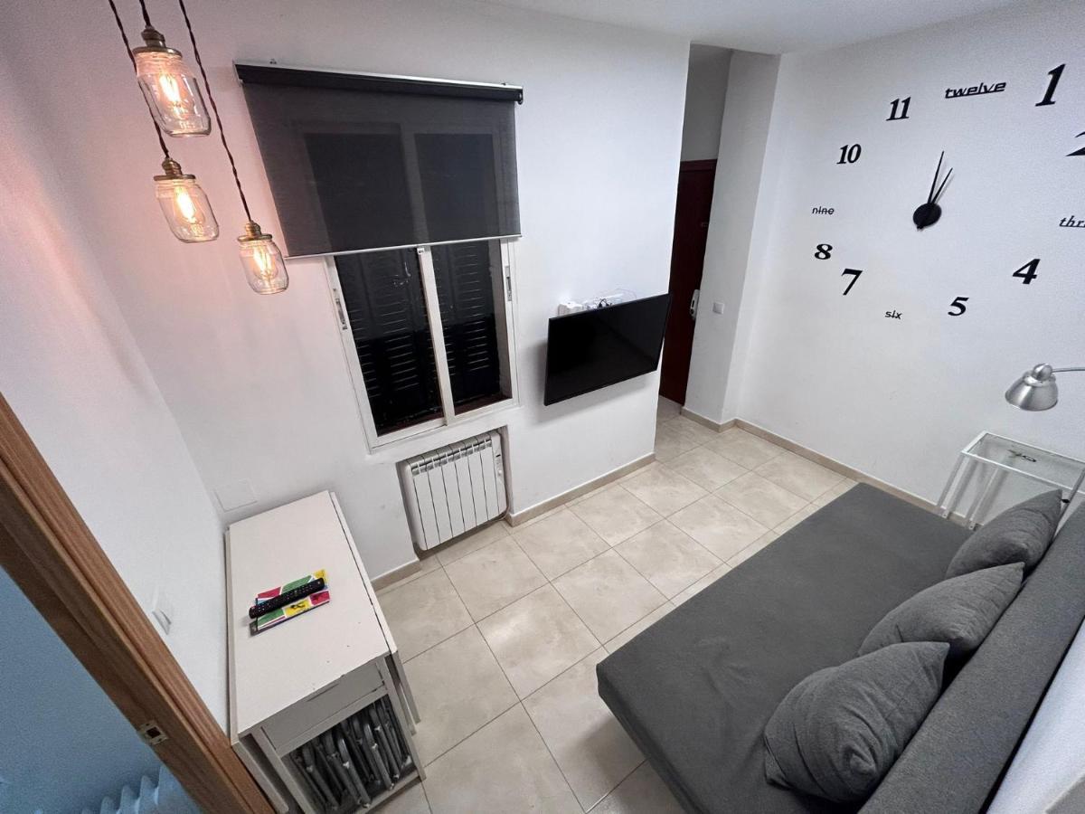 Quiet Flat In Interior Floor Atocha-de23 Apartamento