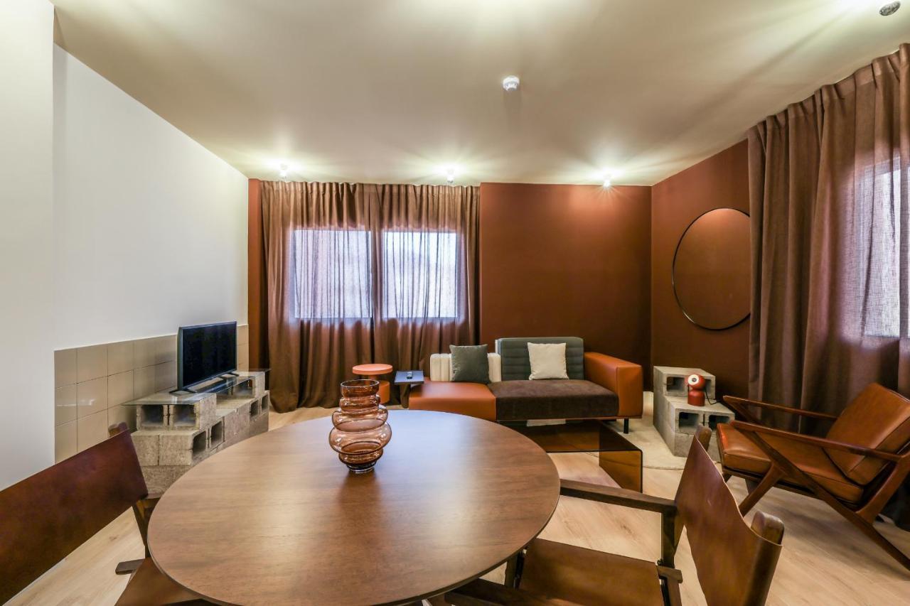 Amazinn Places Palacio Real Apartamento