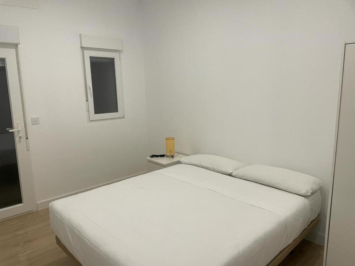 Apartamento U2 A Estrenar, Cerca De Metro Madrid