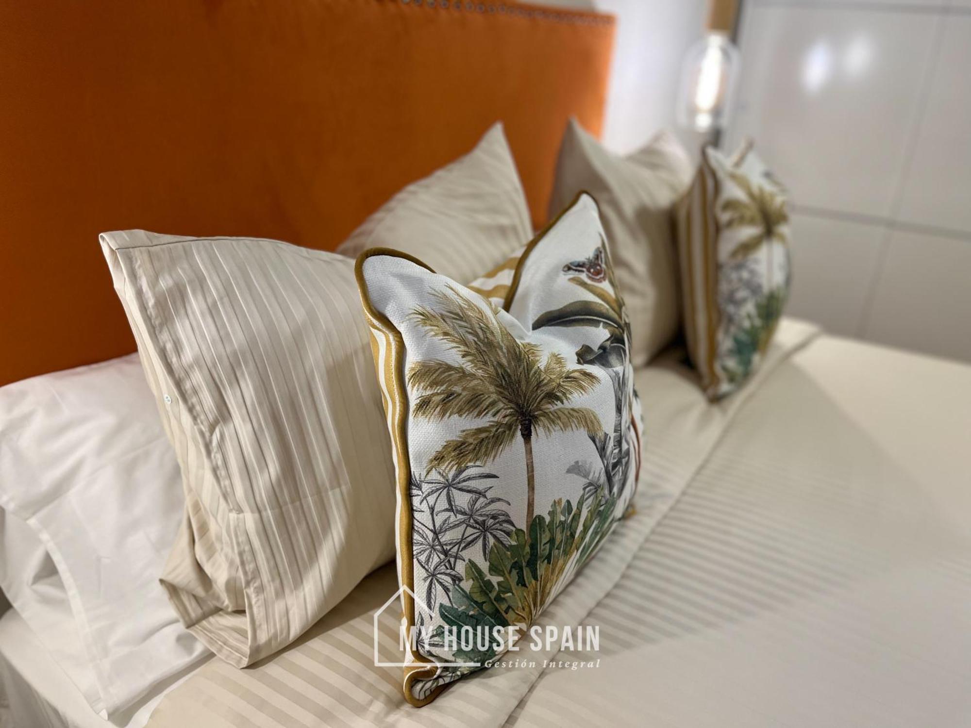 Myhousespain - Radiante Apartamento En Lavapies * Madrid
