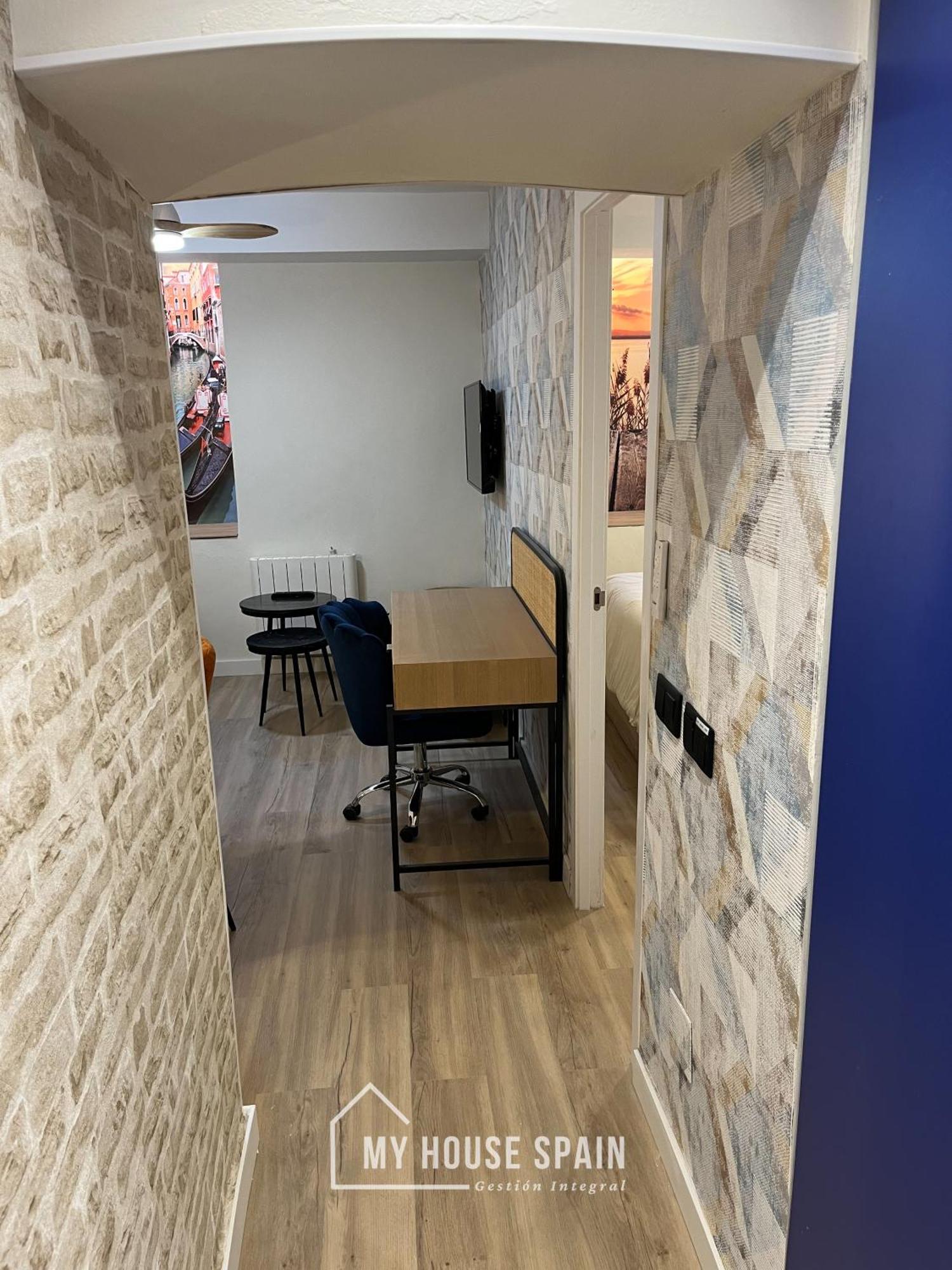 Myhousespain - Radiante Apartamento En Lavapies Madrid