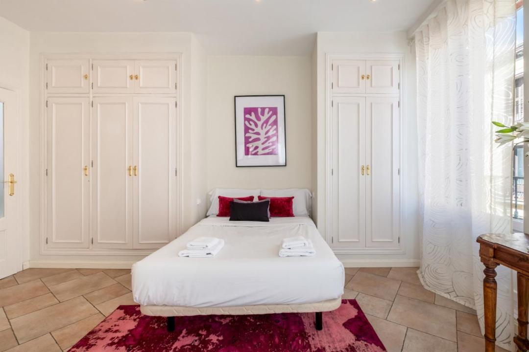 Bright- 1bd 1bth Furnished - Sol Apartamento