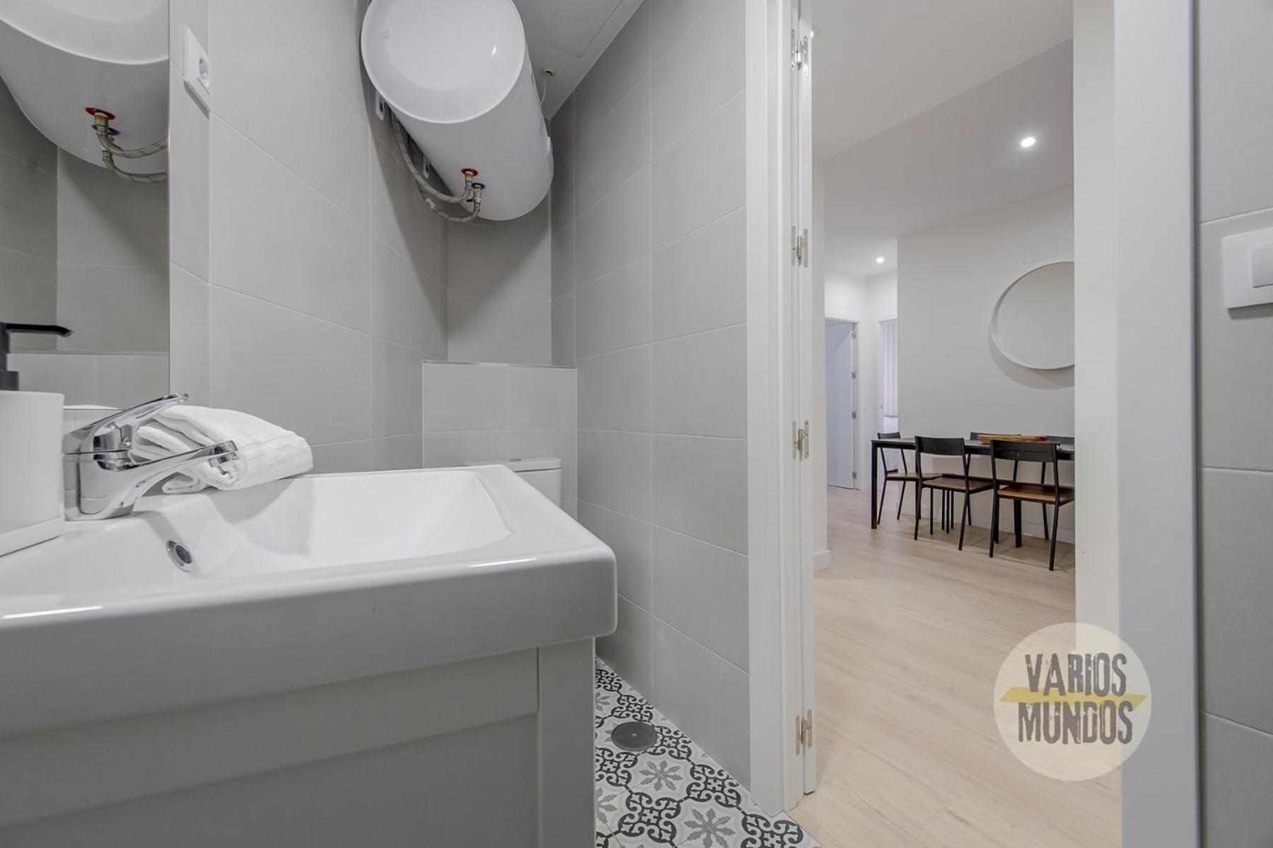 Apartamento Spacious New Aparment 8pax En La Plaza De Tirso E1