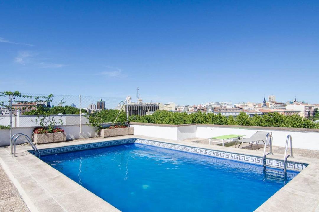 Brigth- Pool Parking-1bd 1bth-prado *