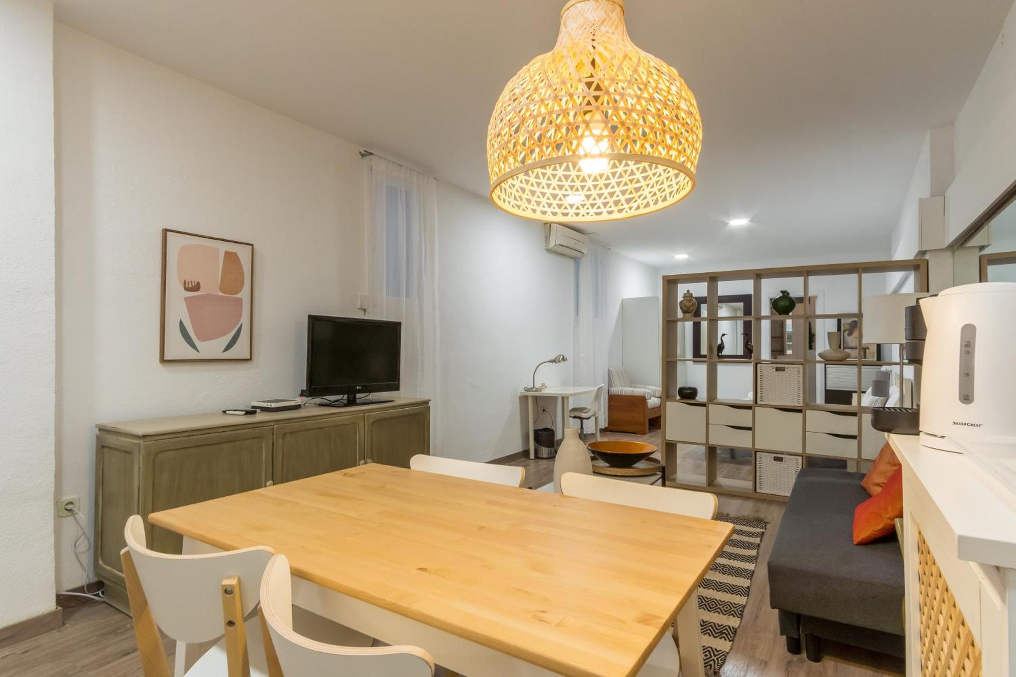 Apartamento Cozy & Centric- 1bd 1bth- Salamanca *