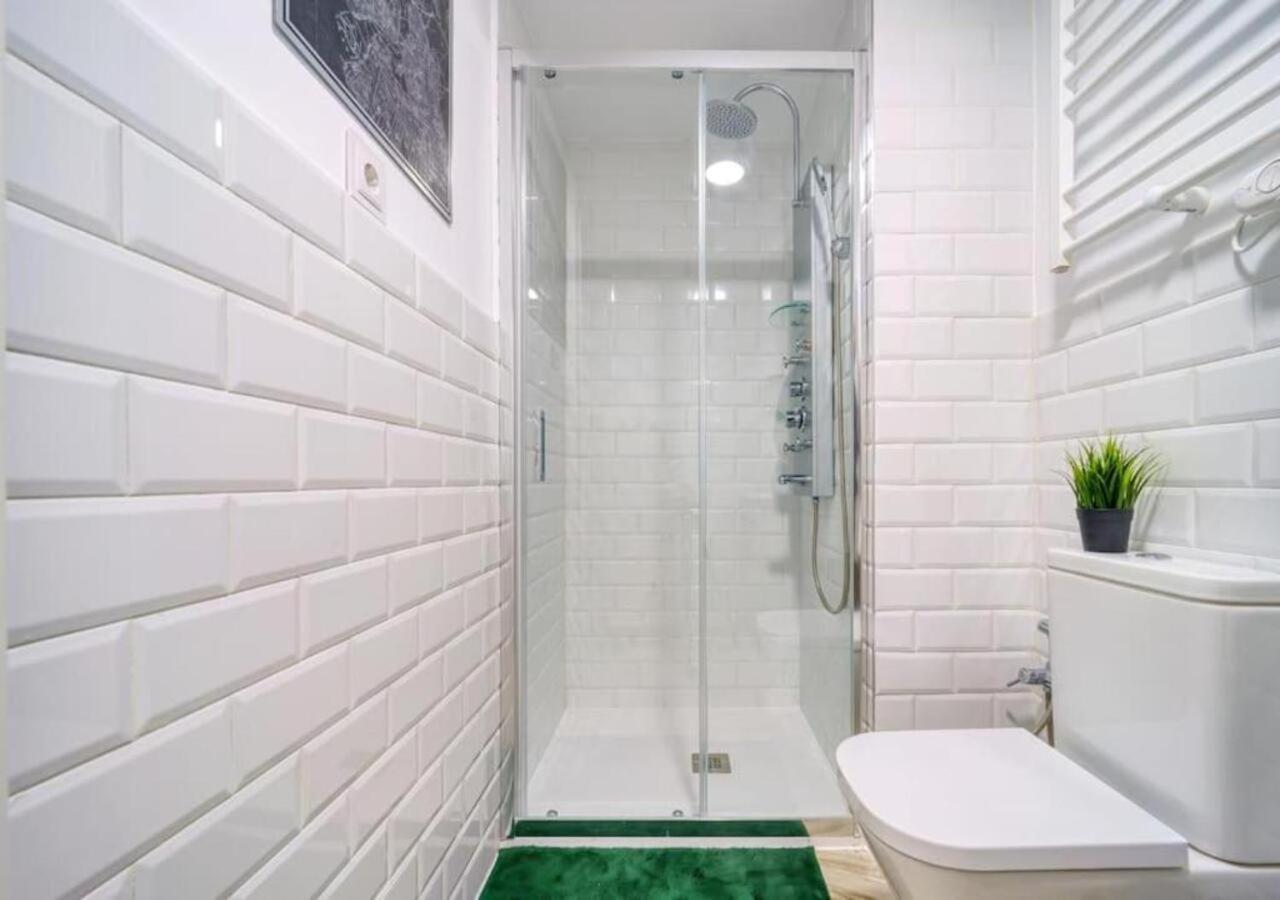 Apartamento Ubicado En Centro - 5 Personas. Madrid