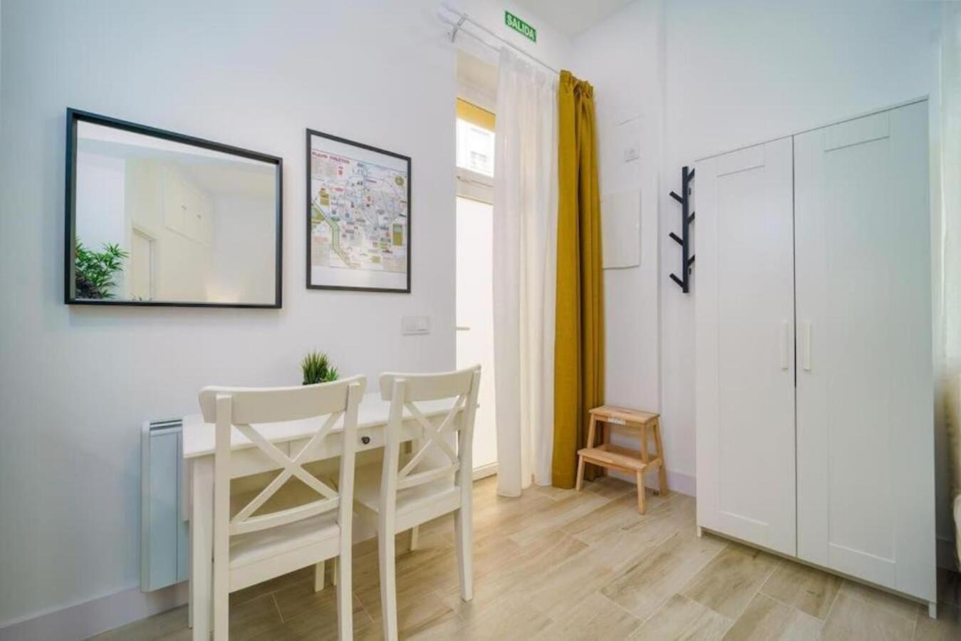 Apartamento Ubicado En Centro - 5 Personas.