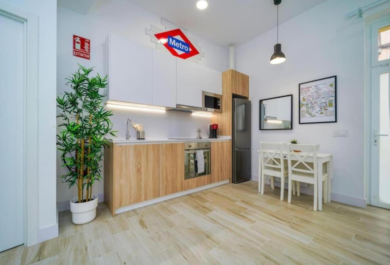 Apartamento Ubicado En Centro - 5 Personas. Madrid