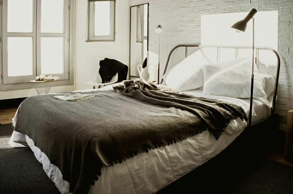 Room00 Ventura *