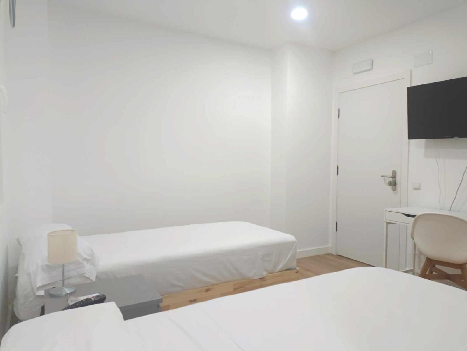 Guest house Casa De Huespedes 12 Octubre