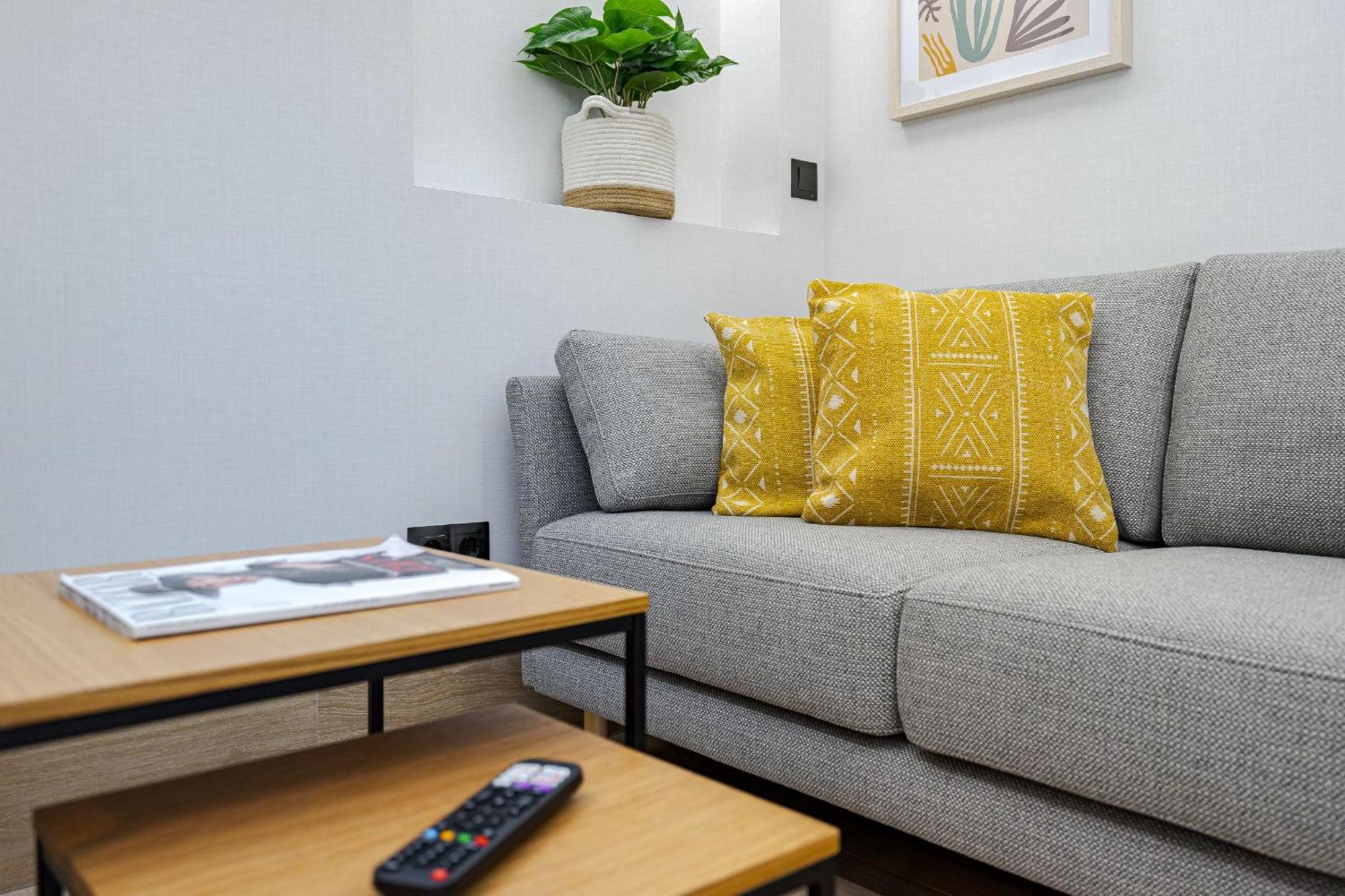 Apartahotel Feelathome Ventas *