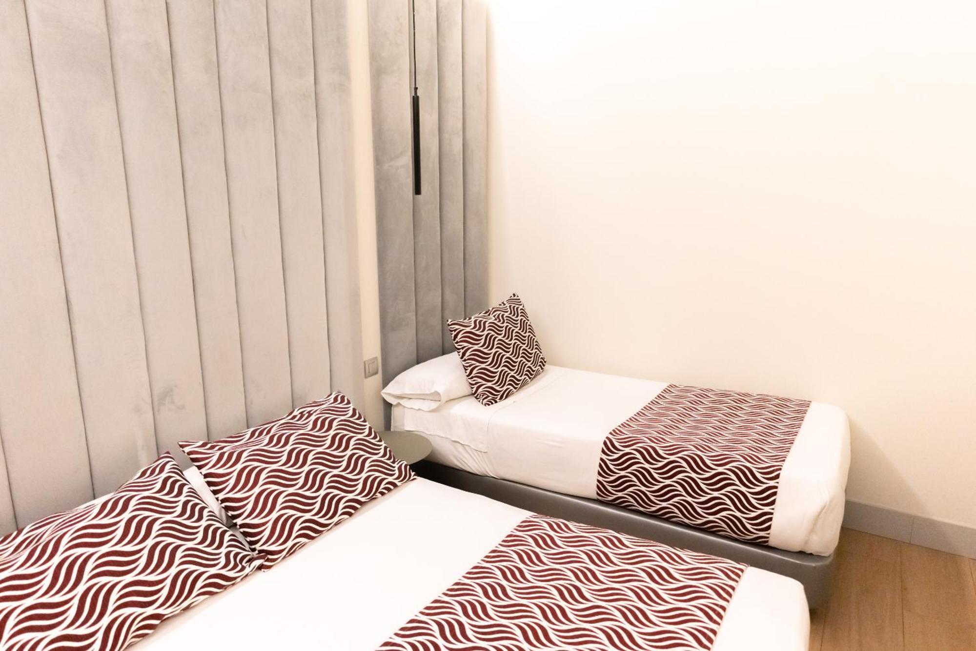 Juliette-gran Via Hostal