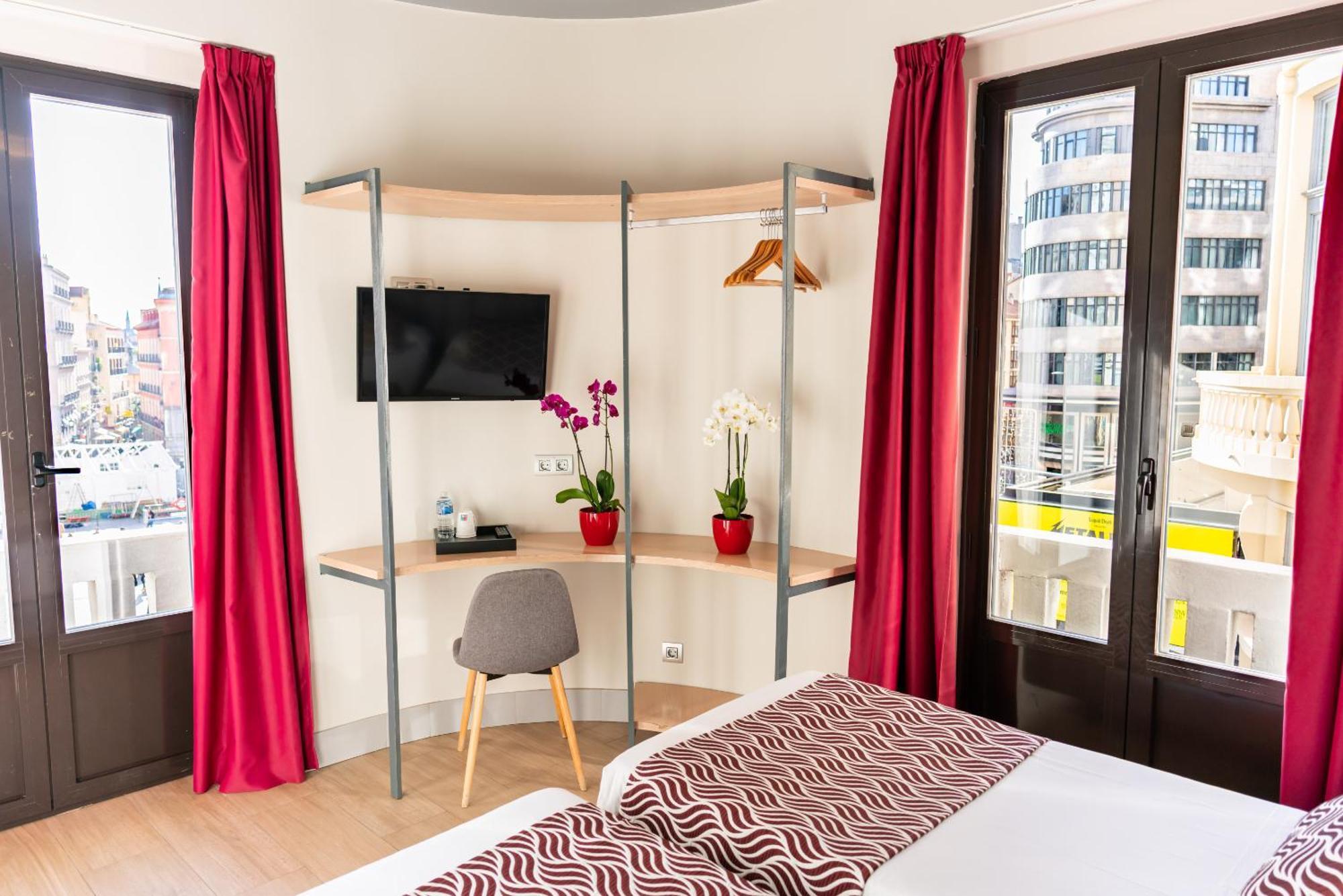 Hostal Juliette-gran Via *