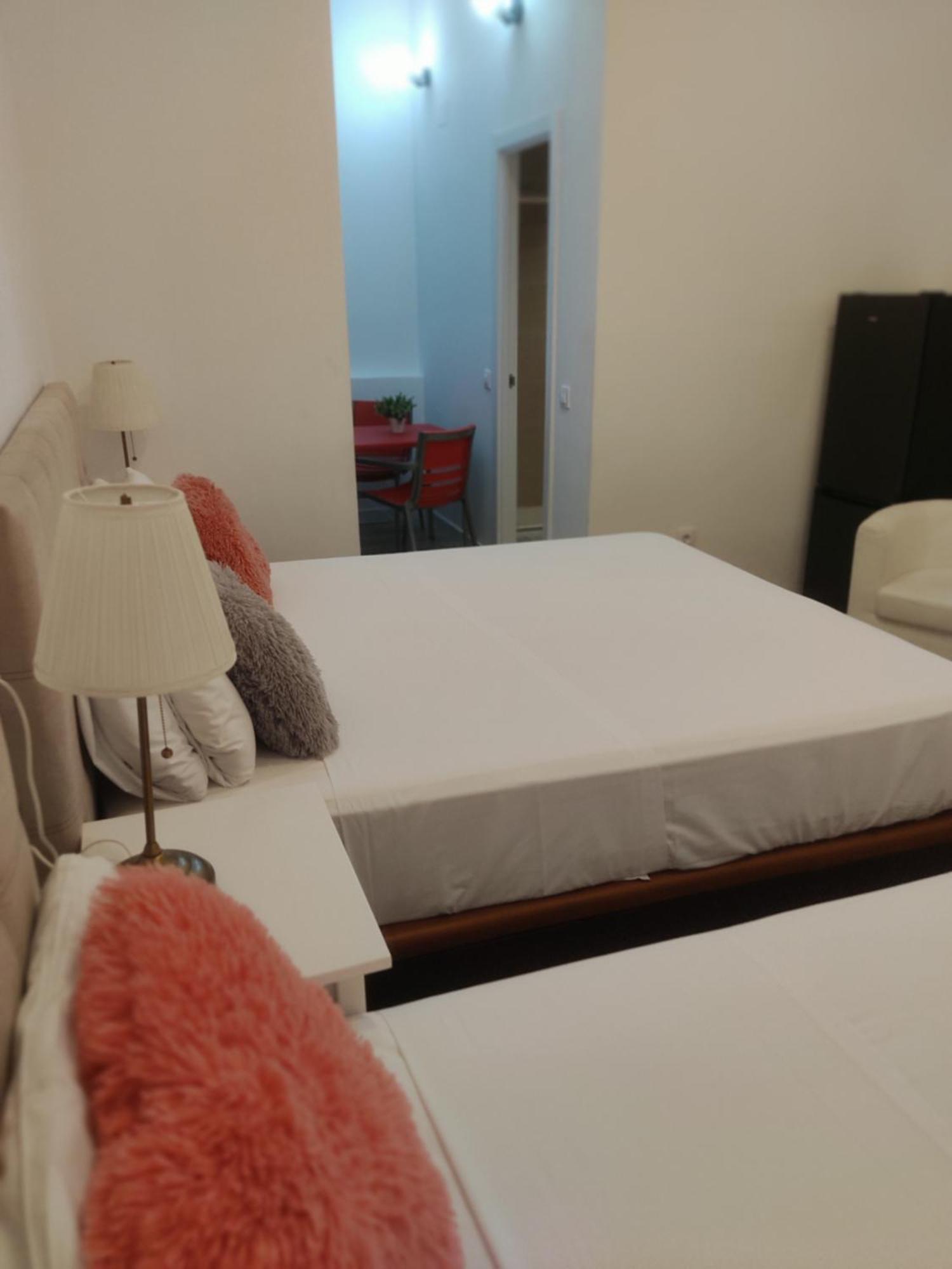 Grand Via House Pensión 3*