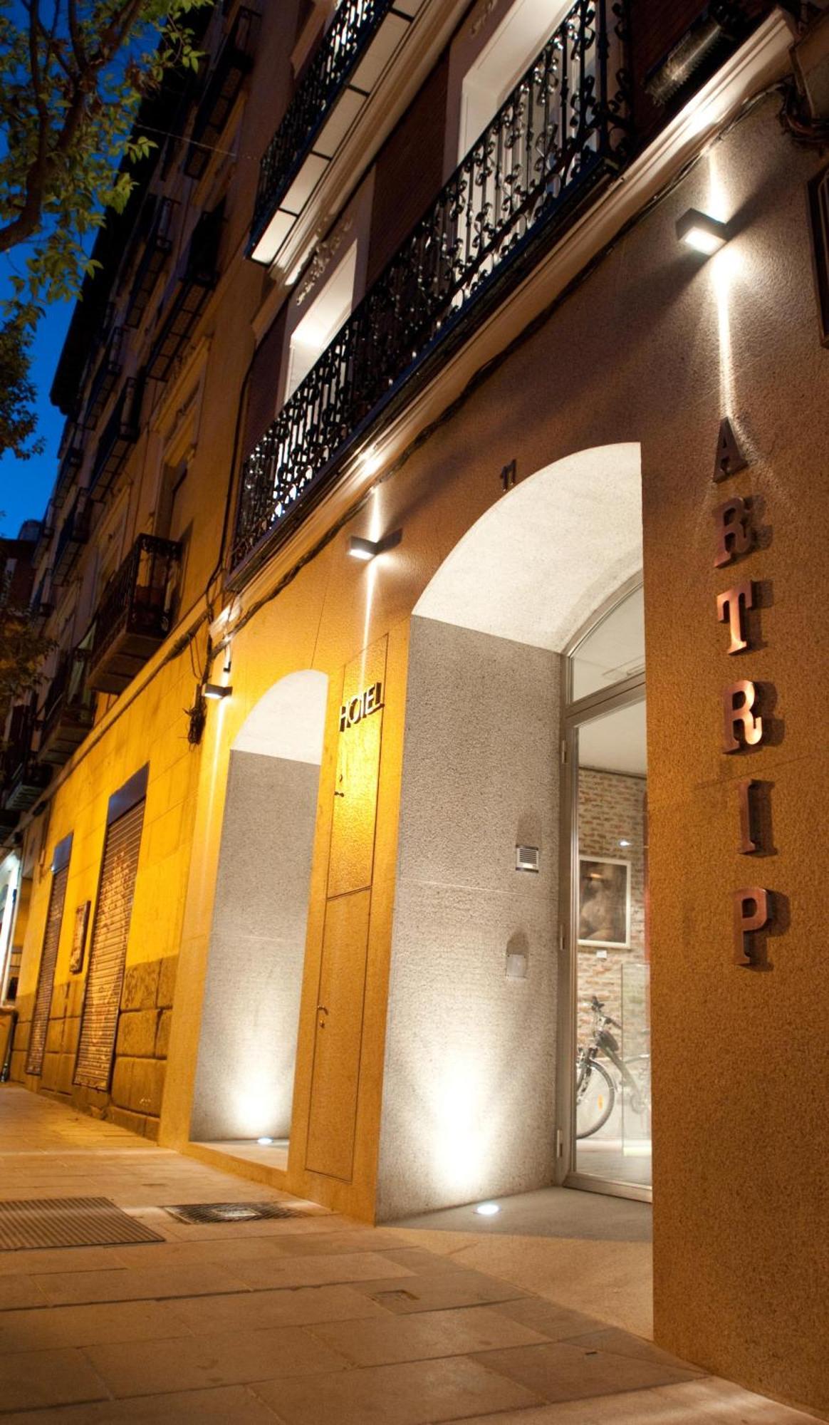 Hotel Artrip 2*