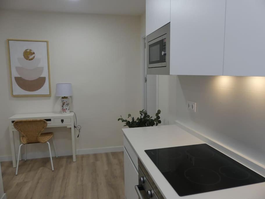 Apartamento For Temporal De 2 Lun15 *