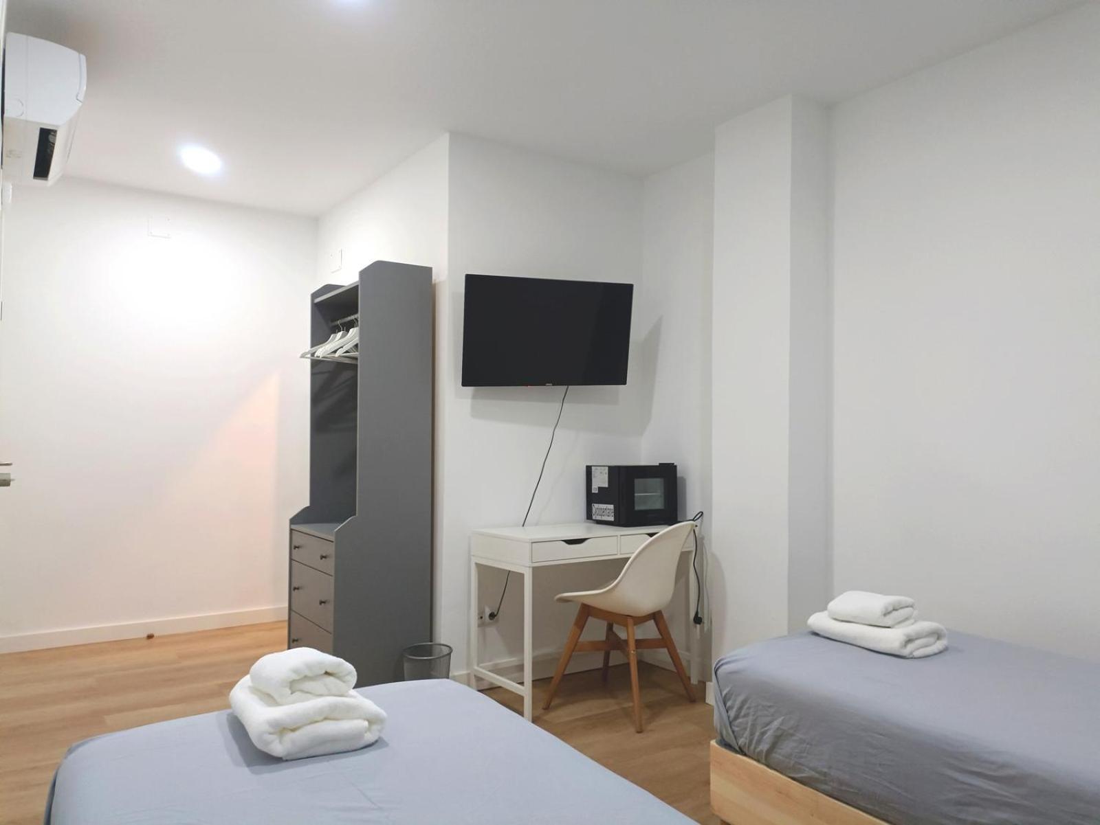 Casa De Huespedes 12 Octubre Guest house Madrid