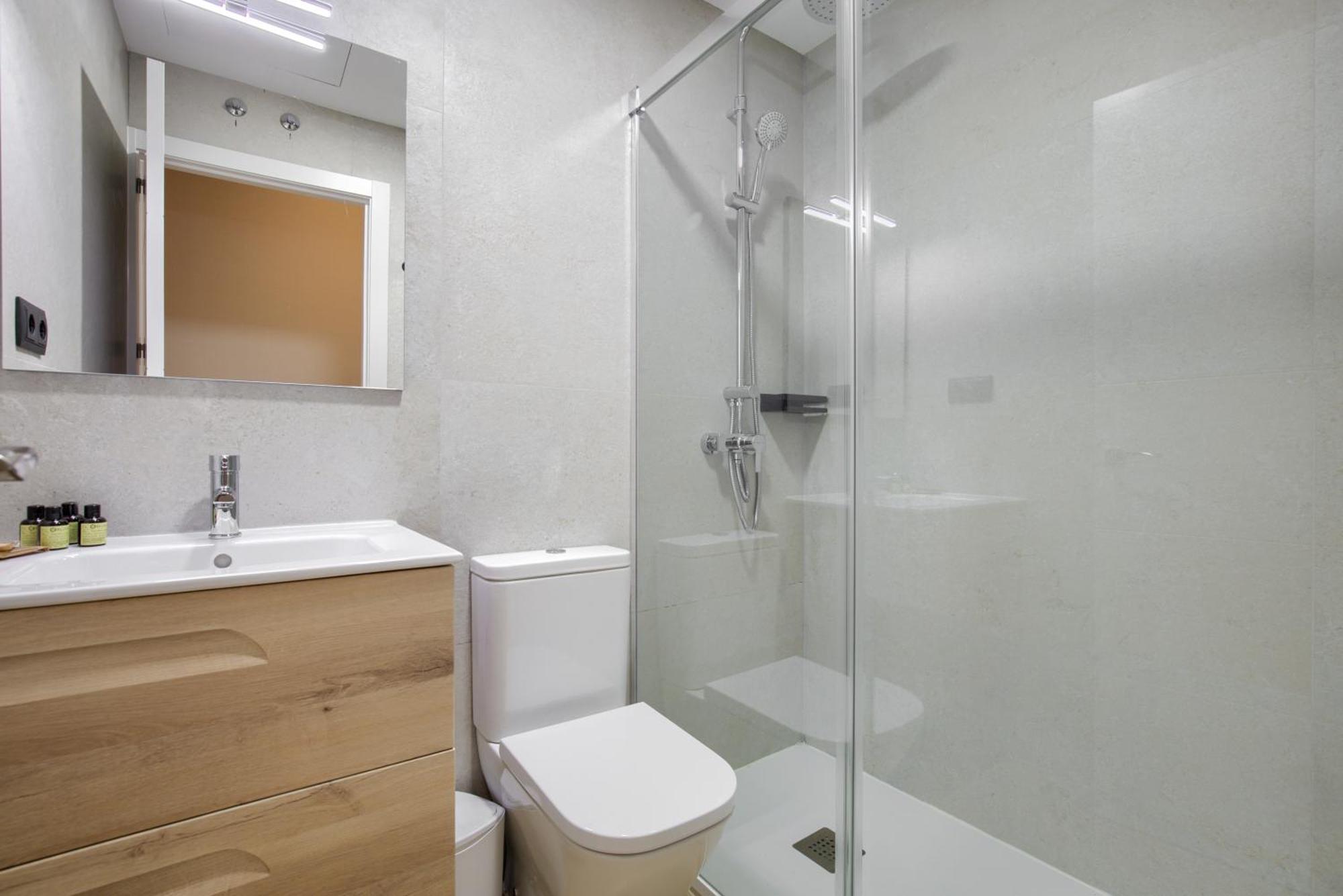 Dobo Homes - L35 Apartment Madrid