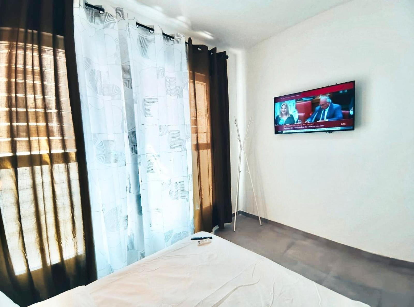 Apartamento Metro Avenida De America 02 *