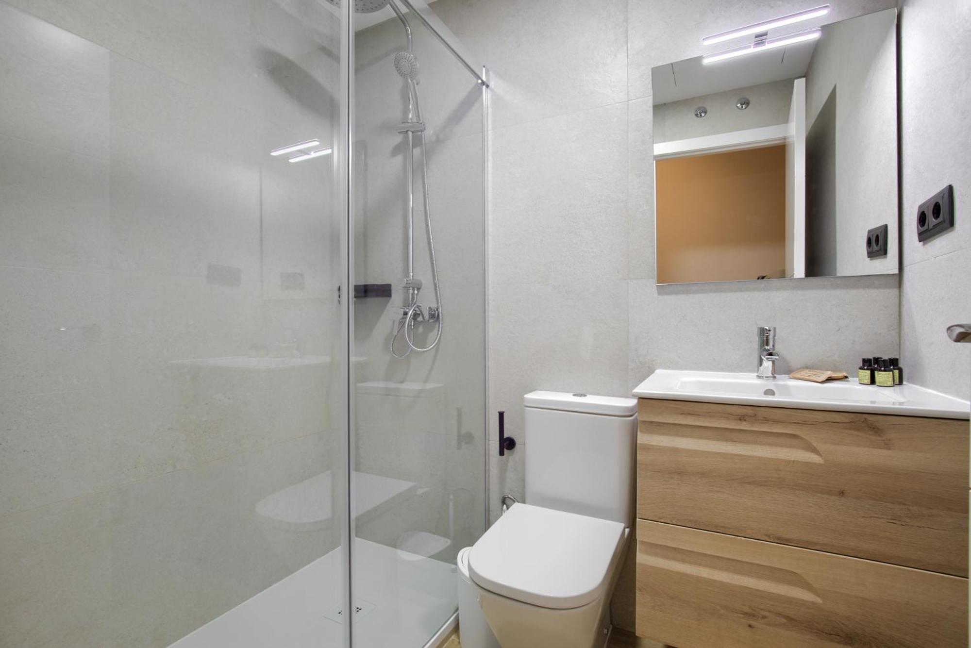 Dobo Homes - L35 Apartment Madrid